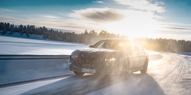 بي إم دبليو i7 M70 الكهربائية ستوفر +700 حصان