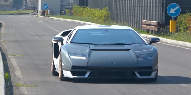 استمع لصوت لامبورغيني كونتاش 2022 عن قرب