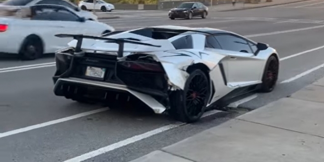 حادث مكلارين 570S ولامبورغيني أفينتادور في سباق شوارع