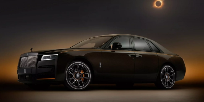 رولز رويس Black Badge جوست Ekleipsis Private Collection محدودة الإنتاج بـ 25 نسخة